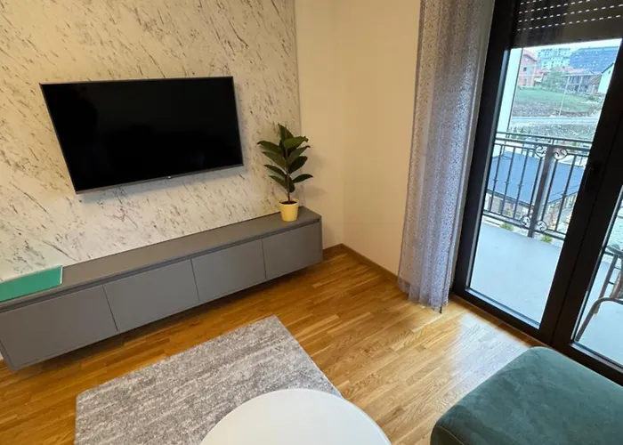 Daire Stanojevic Lux Zlatibor