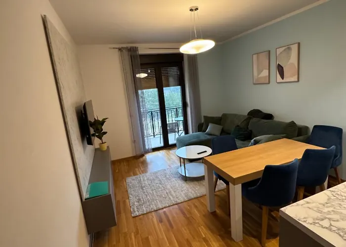 Stanojevic Lux Daire