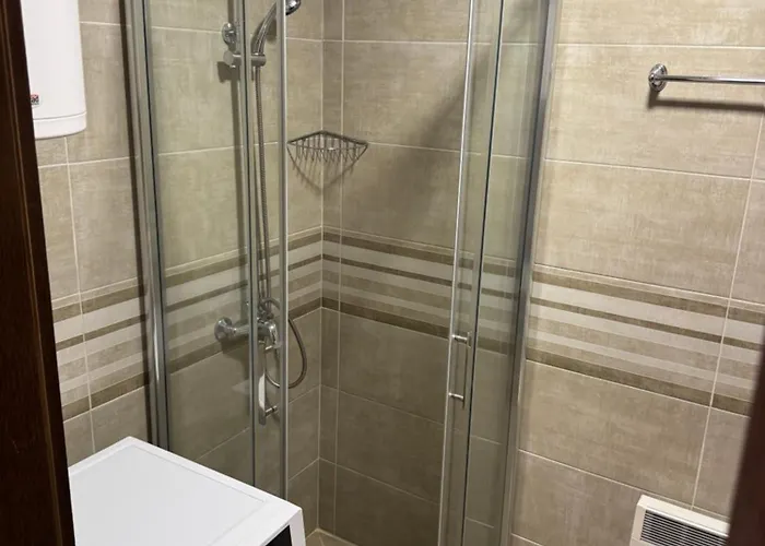 Stanojevic Lux Daire