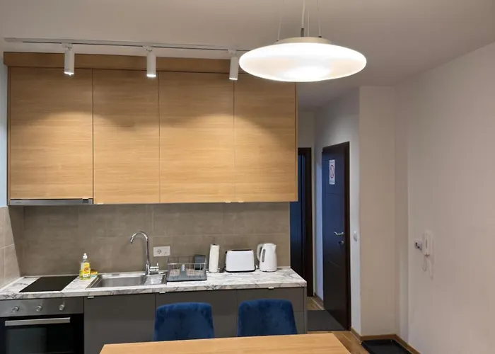 Stanojevic Lux Daire *